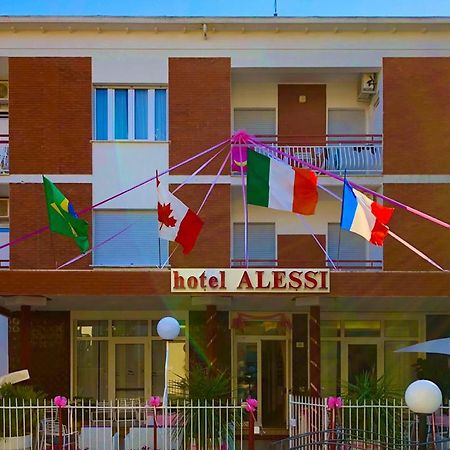 Hotel Alessi** Римини Экстерьер фото