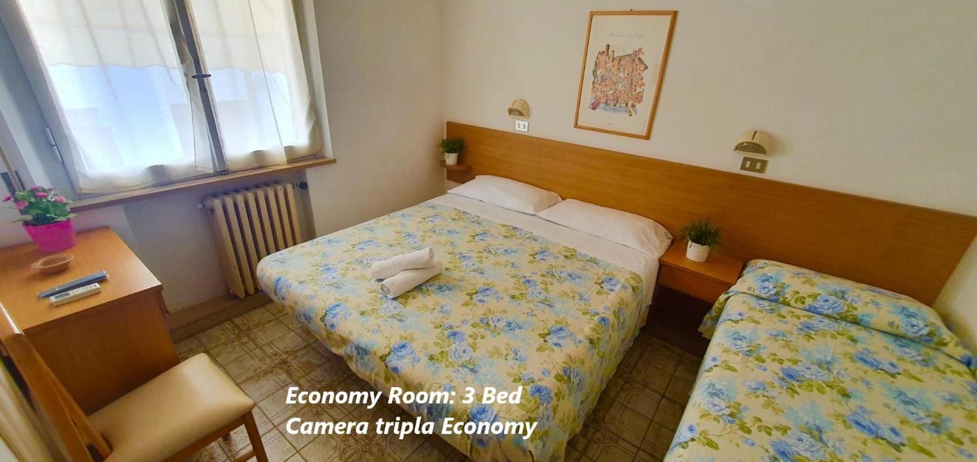 Hotel Alessi** Римини Экстерьер фото